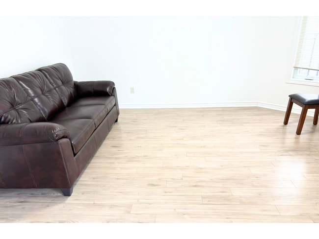 Photo - 1570 Beaverbrook Av Unit House