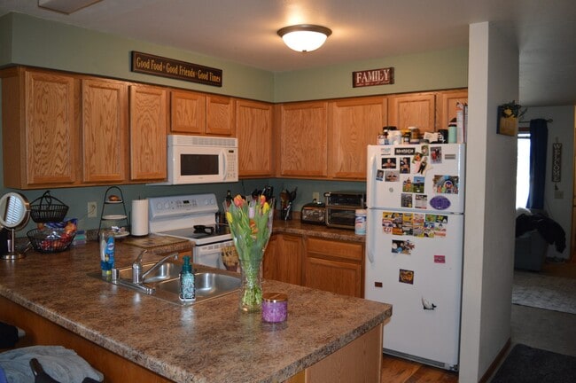 Photo - 401 Jefferson St