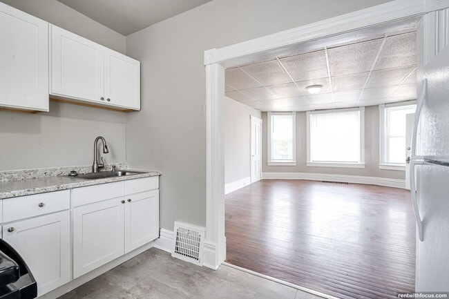 Photo - 1201 Michigan St Unit 1201