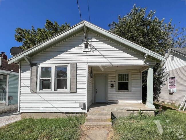 Building Photo - Charming Newly-Renovated 2 Bedroom, 1 Bath... Rental