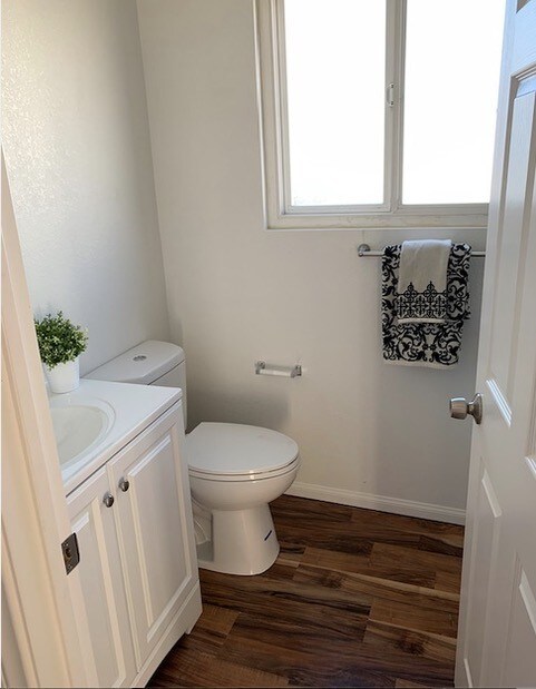 Photo - 5502-5506 University Ave