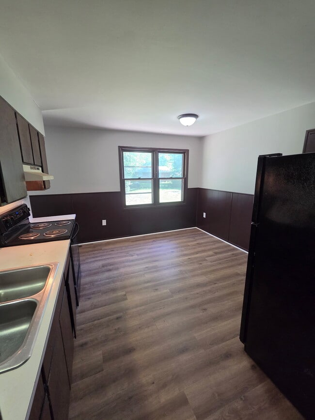 Photo - 1021 Ridgeway Dr