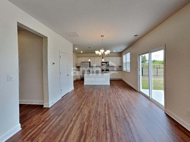 Photo - 151 Hazel Pk Dr