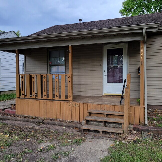 Photo - Highway to Home: Rent this 'Neighborly Oasis' 2 Bed/1 Bath with a Garage Bonus!