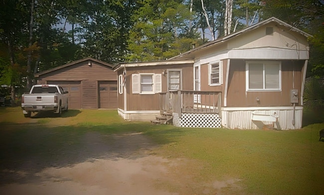 Photo - 244 Alder St