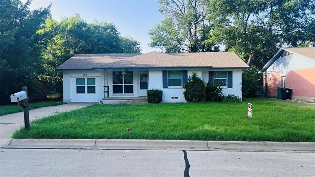 Building Photo - 909 Laguna Dr