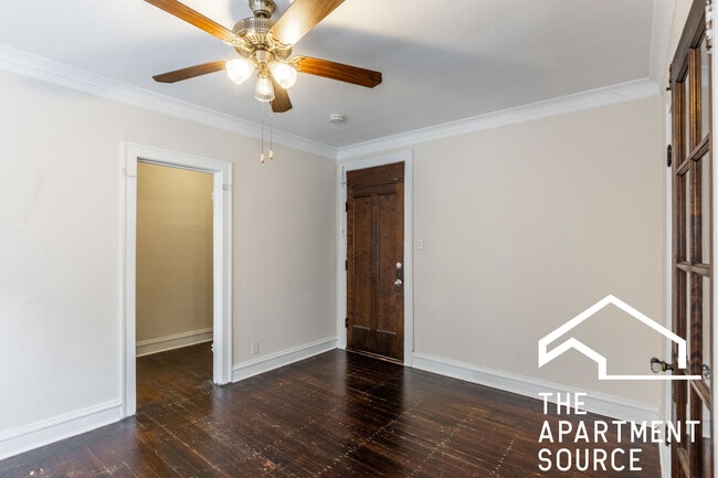 Photo - 4641 N Paulina St Unit 203