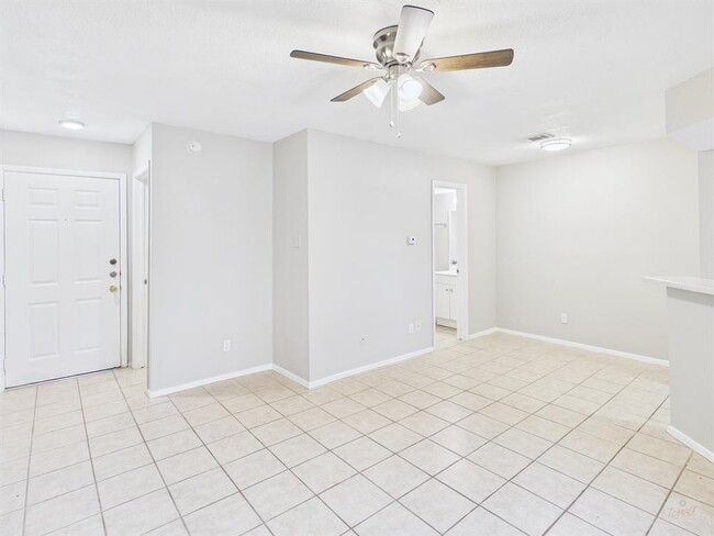 Photo - 2500 Burleson Rd Unit 206