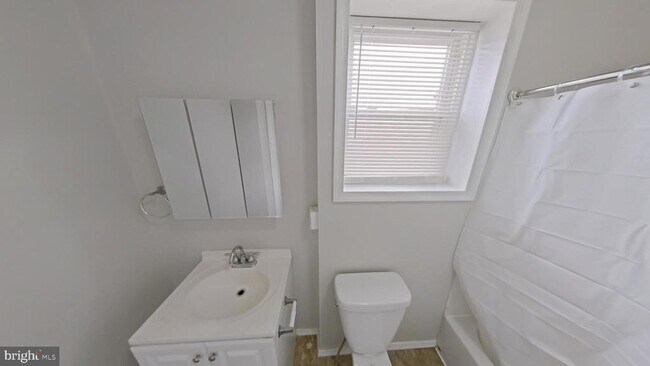 Photo - 2255 N Cleveland St