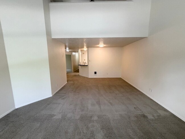 Photo - Super Cute Spacious 2BD 2BA in the Hillsdale Neighborhood! Unit 1308 - #7