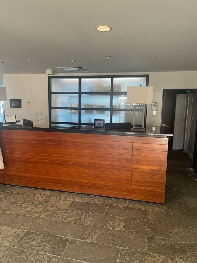 Photo - Fantastic Studio in The Metropolitan Condos