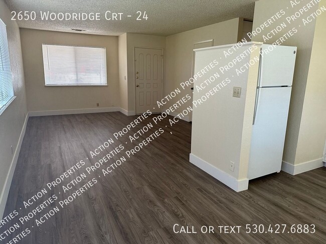 2650 Woodridge Ct Unit 24