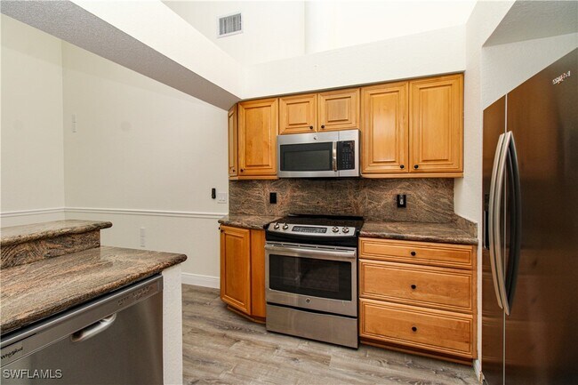 Photo - 311 31st St NW