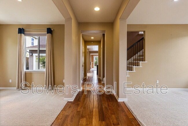 Photo - 2512 Piccadilly Cir
