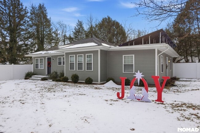 Photo - 12 Fetherman St