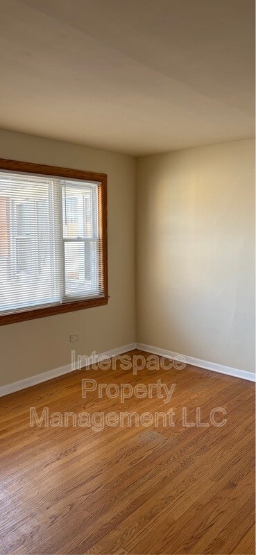 Photo - 10124 S Pulaski Rd