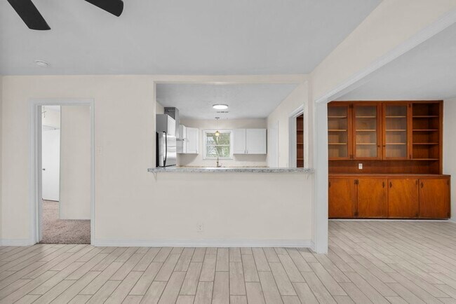 Photo - 2817 4th Ave N