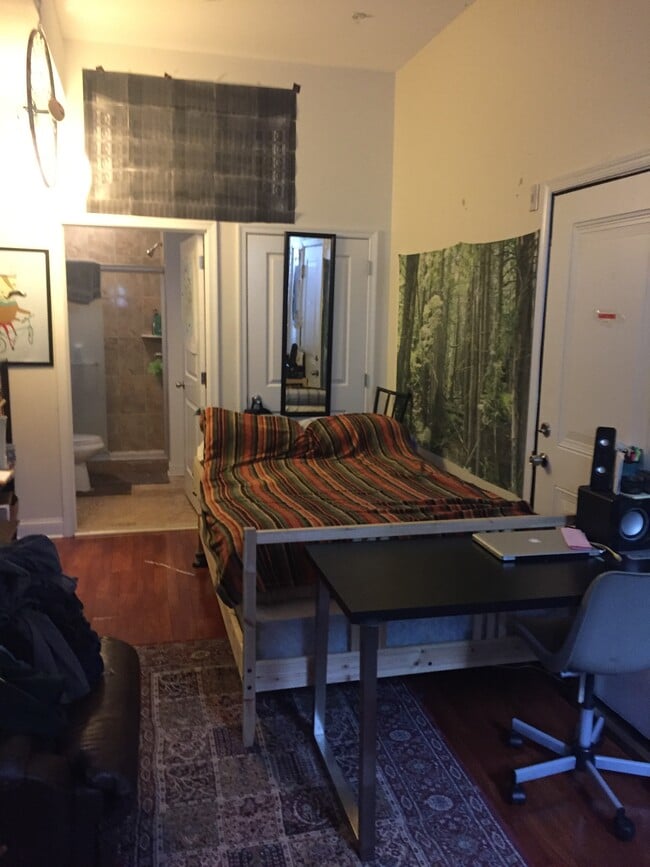 Photo - 1835 N 19th St Unit Studio