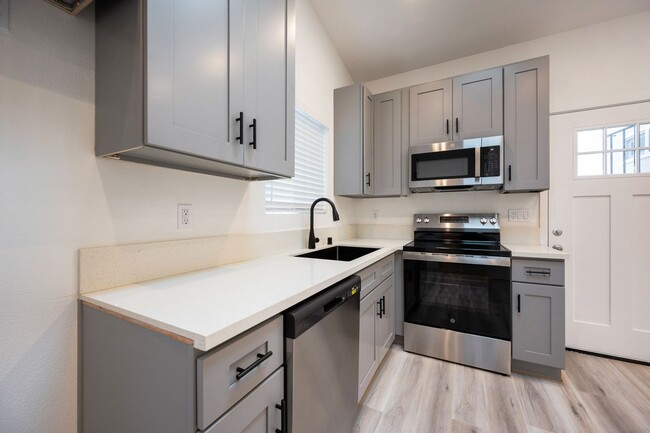 Photo - 994 Valencia St Apartment Unit 101