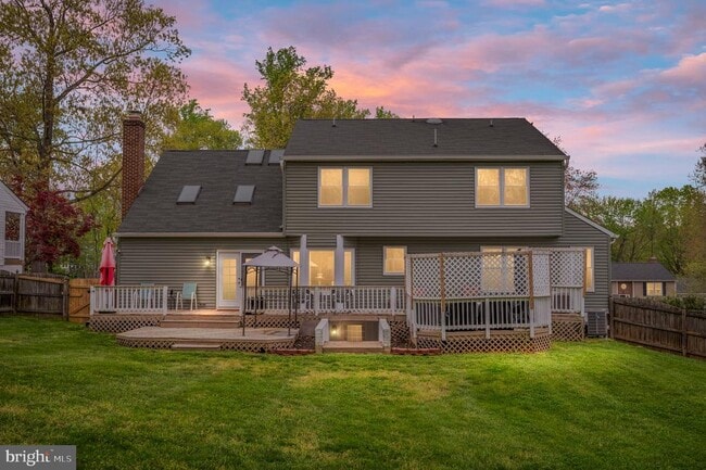 Building Photo - 15 Owen St