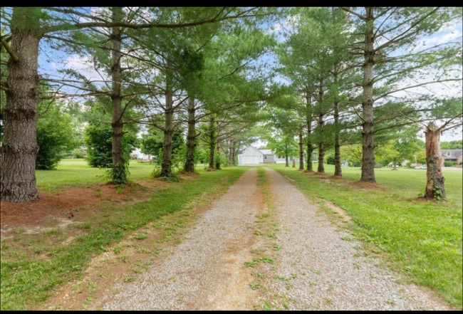 Photo - 16020 Union Rd