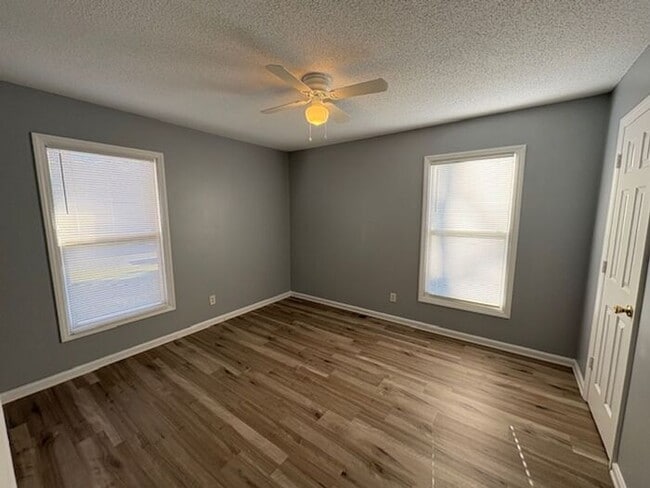 Photo - Recently Updated 3 Bedroom 1 Bath Home in ...