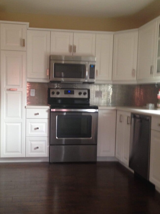 Photo - 3 Bed 2.5 Bath Unit in Olds, AB Unit 5433