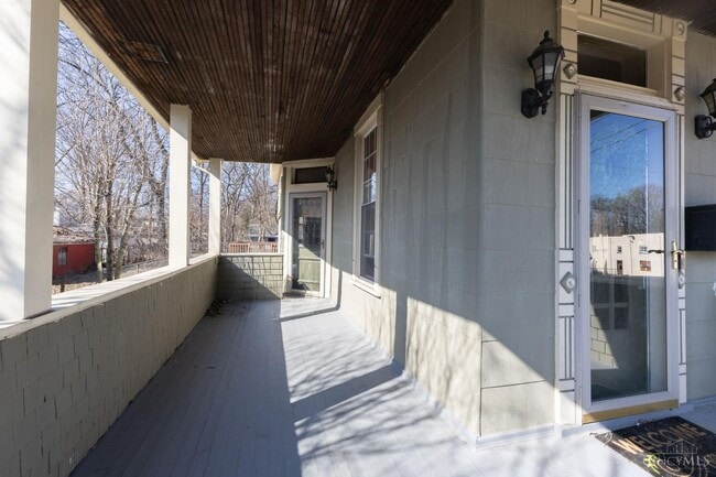 Photo - 4559 N Edgewood Ave Unit 4559 North Edgewood Ave