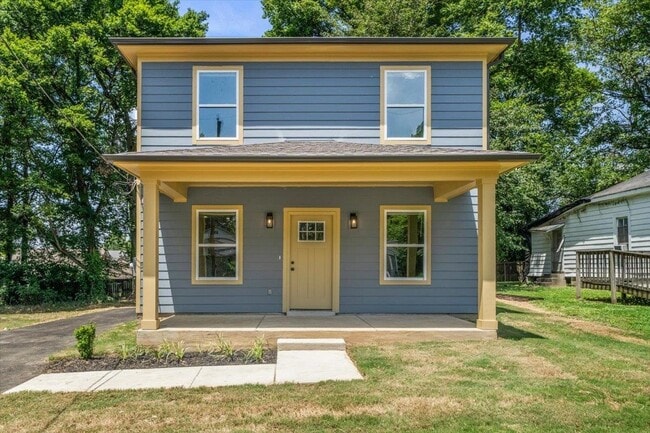 Building Photo - 2844 Nathan Ave