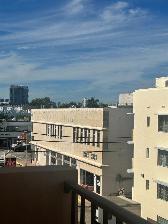 Photo - 1150 Collins Ave Unit 404