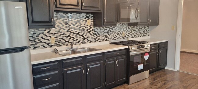Photo - 4 Bedroom 1.5 bath in Argenta Oreana School District!