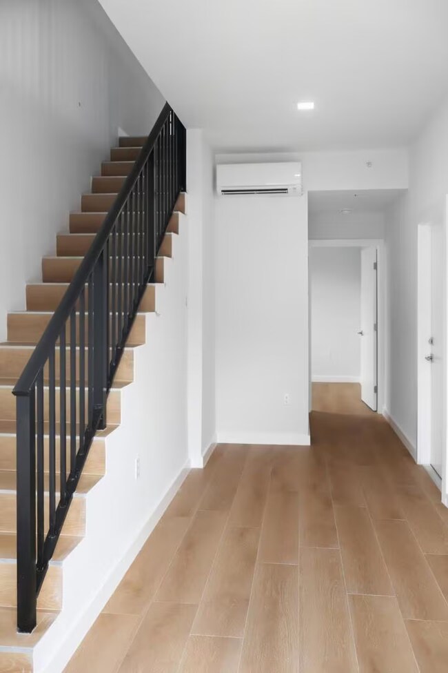 Photo - 1376 SW 4th St