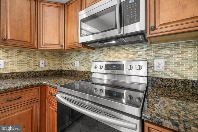 Photo - 13204 Nickleson Dr