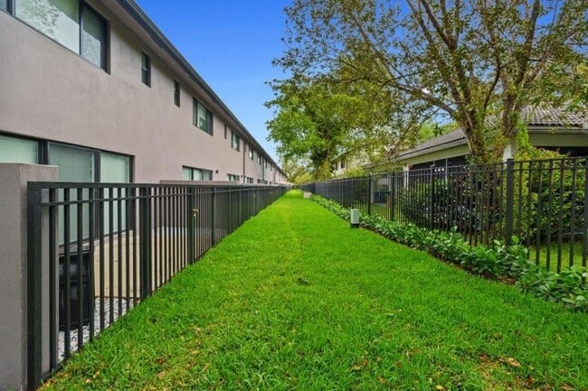 Photo - 4315 NW 115th Ave