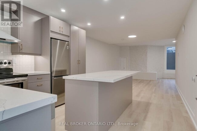 Photo - 19 Grange Ave