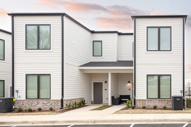 Photo - Dickson Flats