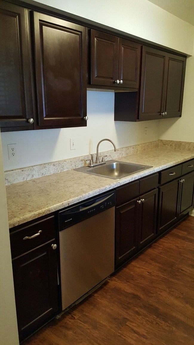 Photo - Hidenwood Apartments