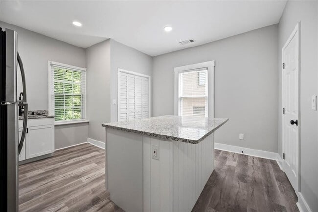 Photo - 1126 Briarcliff Pl NE Unit 1