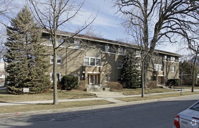 Photo - 2114 N Summit