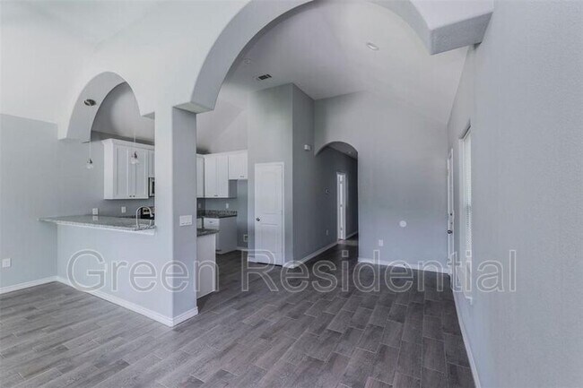 Photo - 16948 W Ivanhoe St