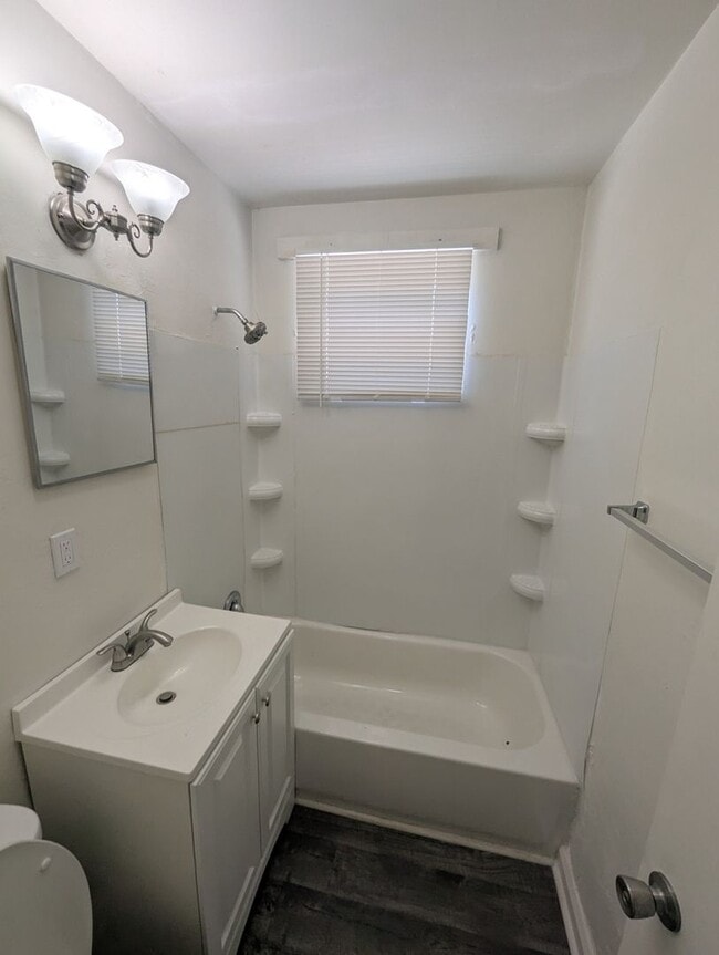 Hillcrest Apartments