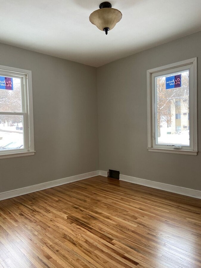 Photo - 9a-838 Unit 838-2 Main