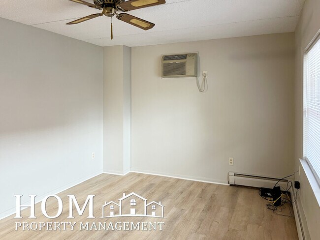 Photo - 107 E Liberty St Unidad 2