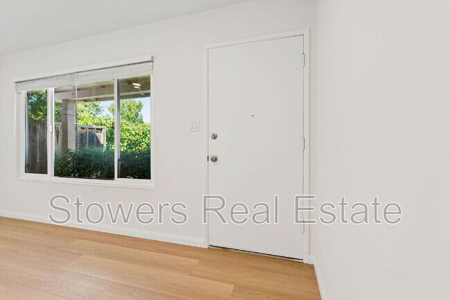 2535 Heatherlark Cir