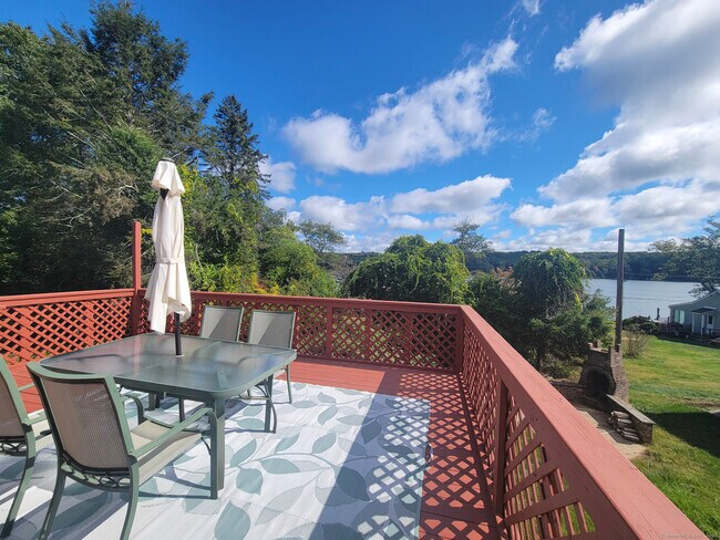 Photo - 114 Wildwood Rd