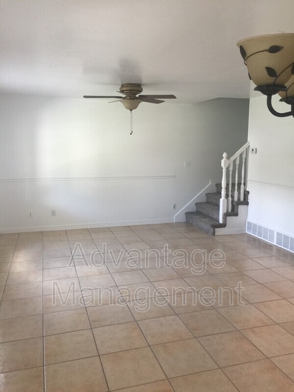 Photo - 1465 S Red Maple Ct