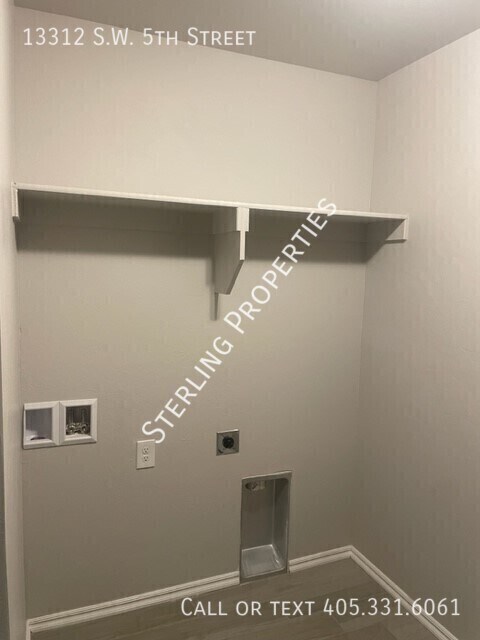 Photo - 13312 SW 5th St