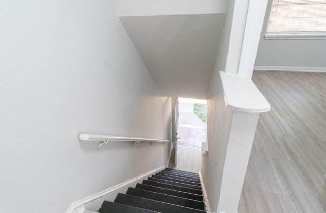Photo - 124 Yorke St Unit B1