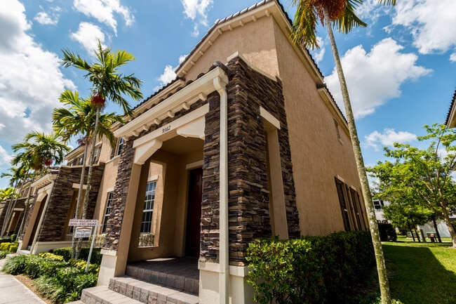 Photo - 9362 SW 171st Ave Unit 9362 SW 171st Ave