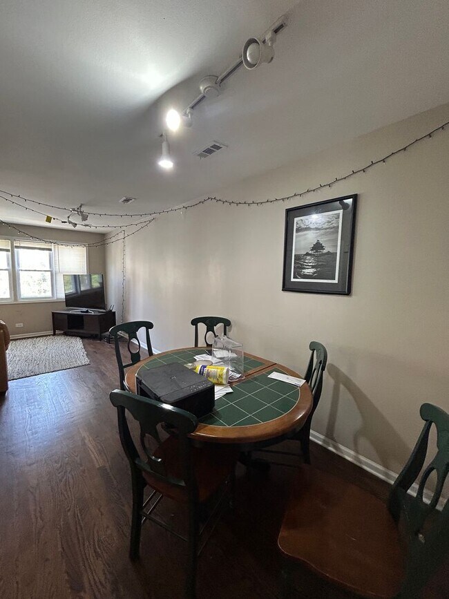 Photo - 1505 W Huron St Unit #2